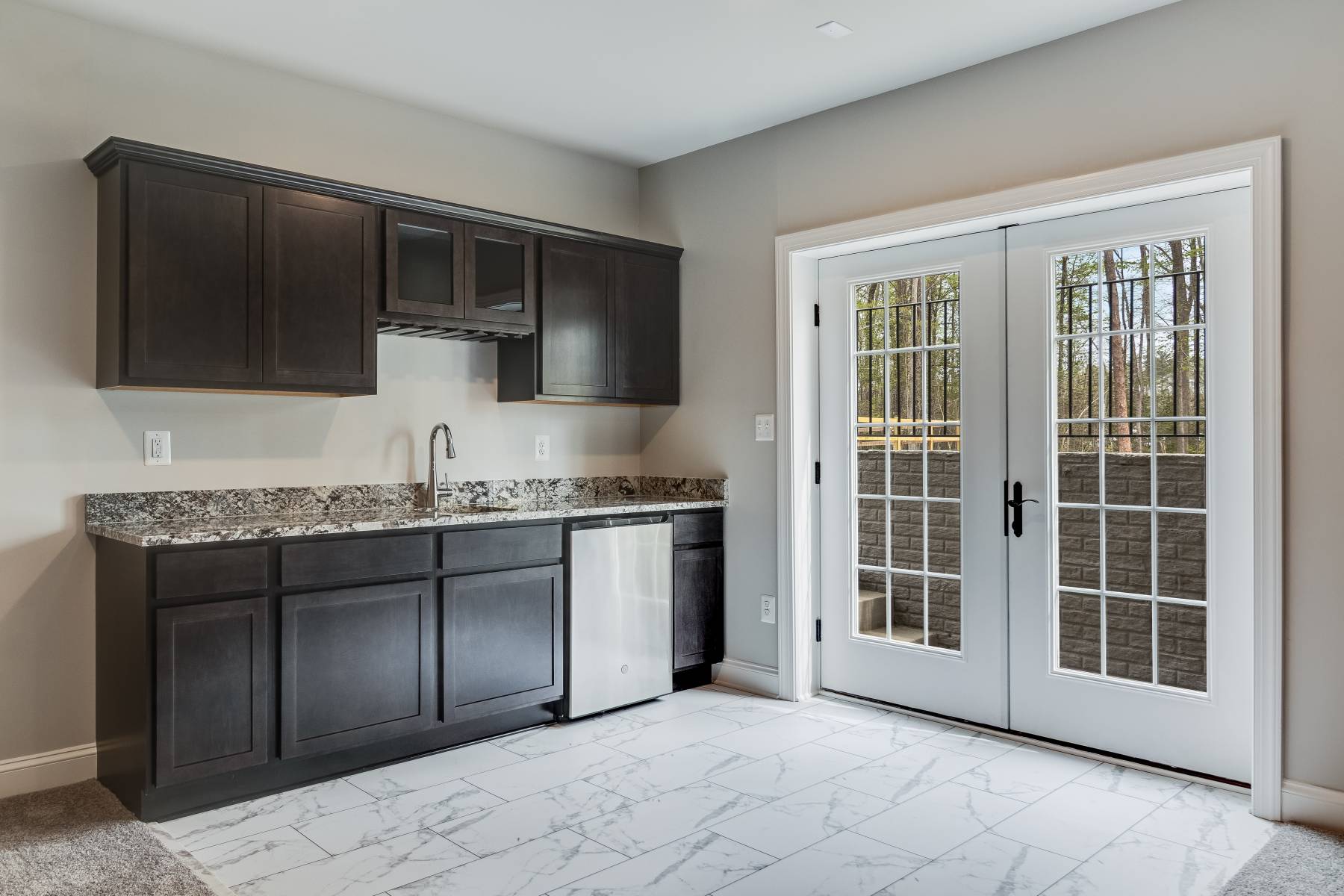 Lower Level Wet Bar